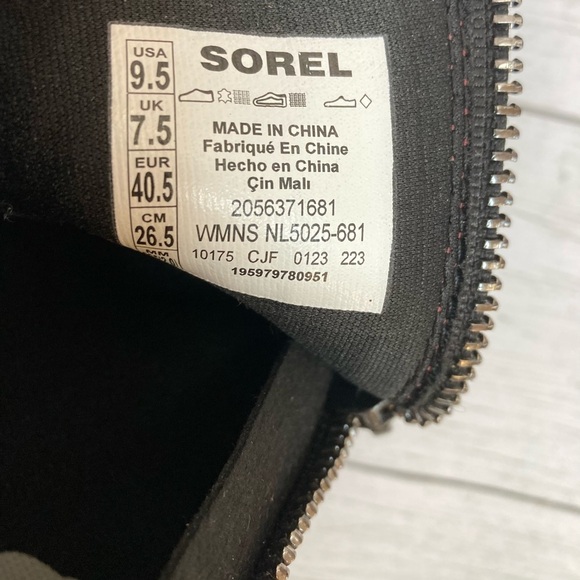 Sorel Evie II Zip Boots - Picture 10 of 13